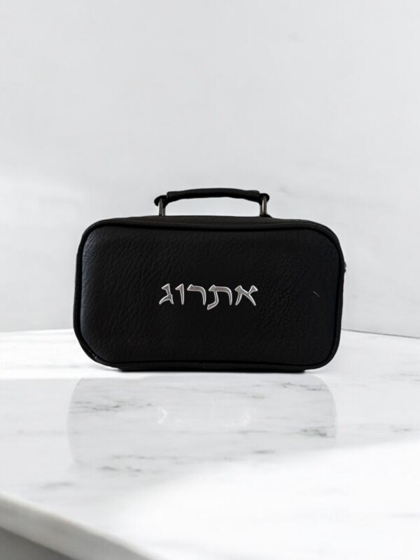 תיק אתרוג 102
