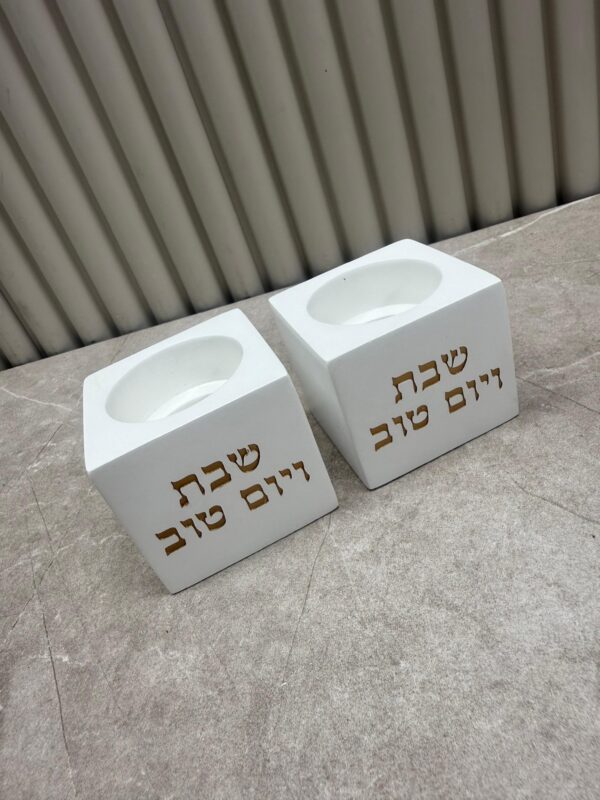 זוג פמוטי בטון מרובע | לבן