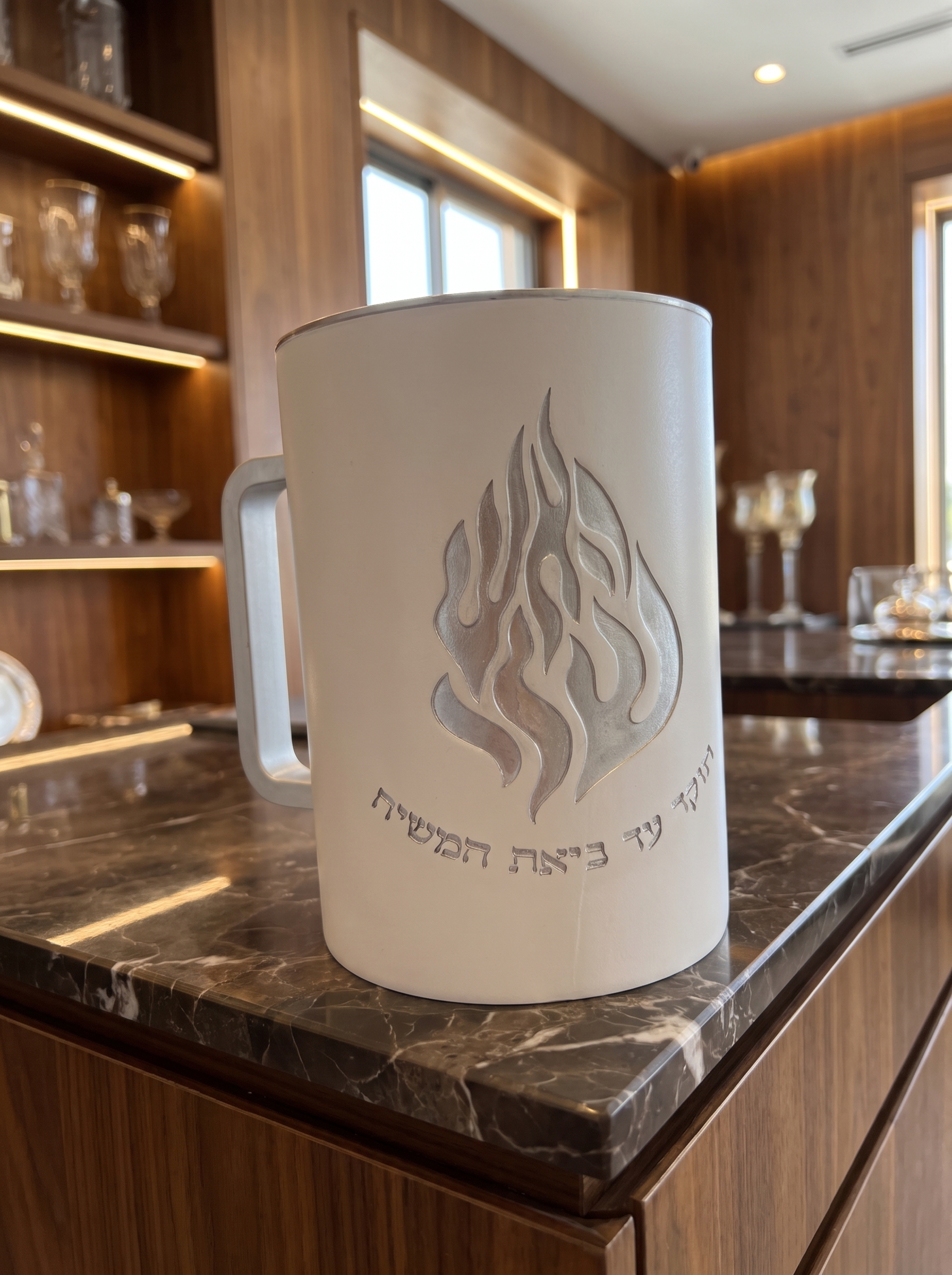 IMG_1050___Hero_Scene___7_7_20 נטלה מעוצבת האש שלי | לבן כסף – תמונה 1