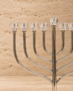 ⁦חנוכיית דגם הילה⁩ – תמונה ⁦2⁩